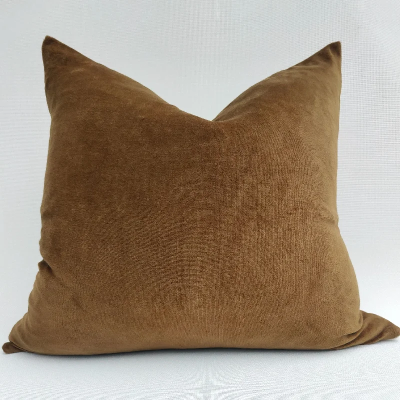 © Cotton Velvet / French Linen Cushion - Toffee 55 x 55 cm